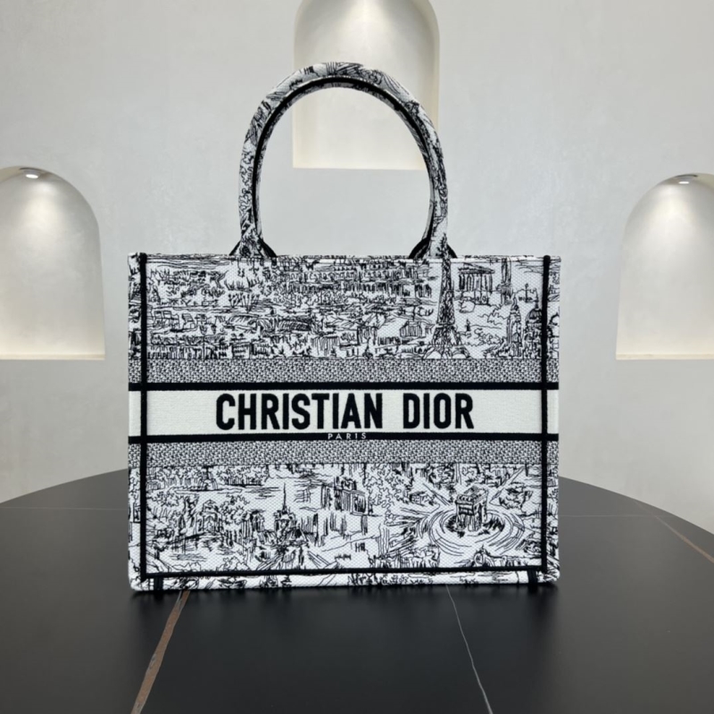 Dior Shopping Bags